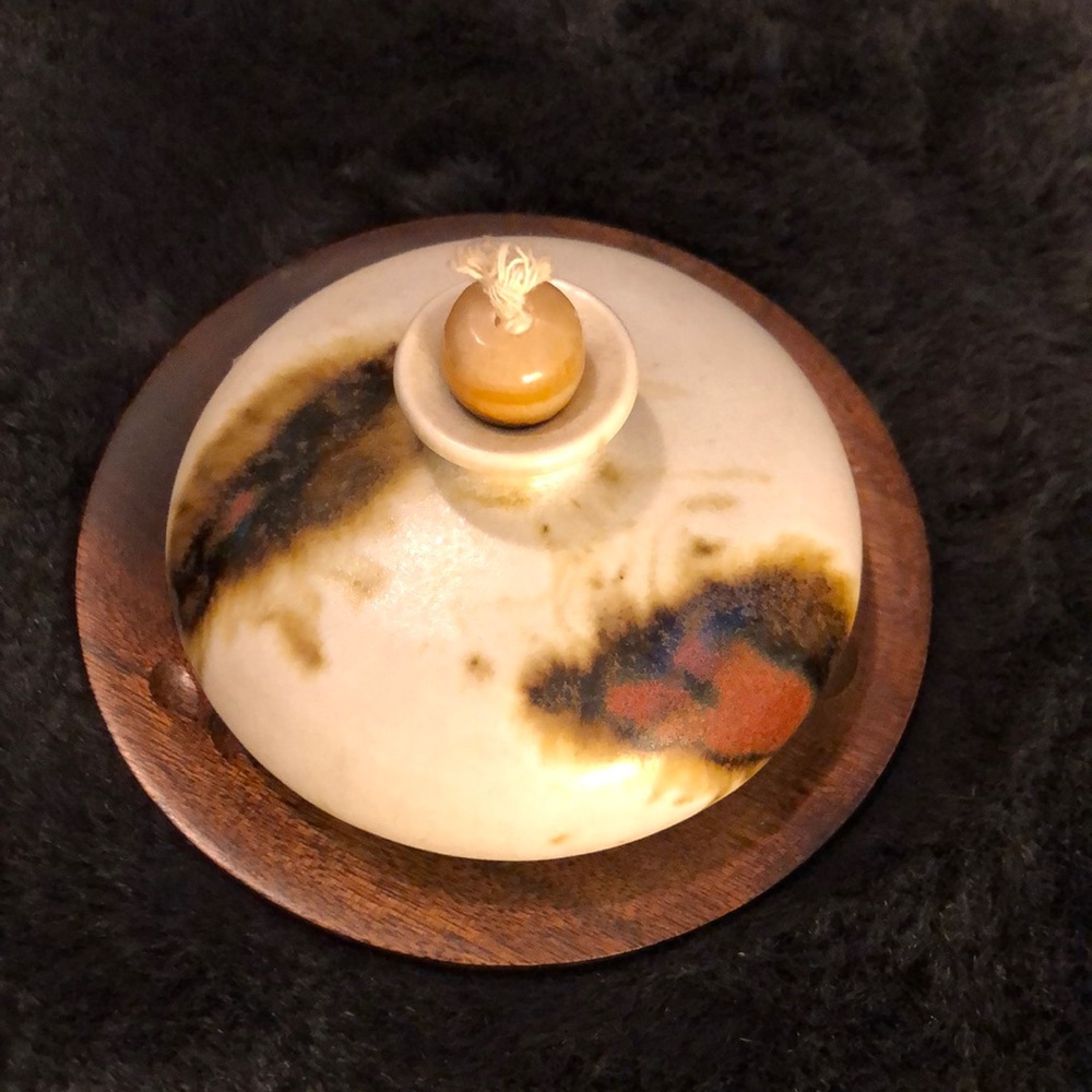Vintage Handmade Ceramic Oil Lamp. Natural crystal .Signed By Artist 👨‍🎨 NWOT